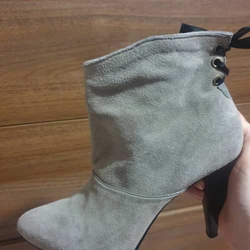 Gray ankle boots used, size 38, worn