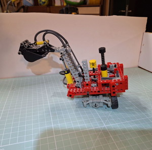 Lego Technic Pneumatic Excavator