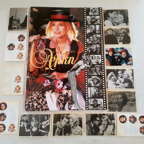 Sticker album Me Agapi Aliki new with 9 stickers and small round ones