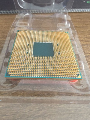 Ryzen 5 2600 AM4 επεξεργαστής μεταχειρισμένος με ψύκτρα και κουτί