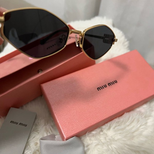 Sunglasses new, black and yellow