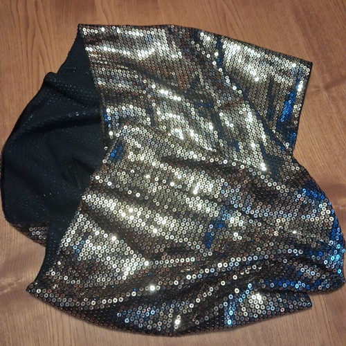 Evening neck warmer scarf with golden sequins like new