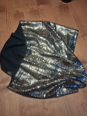 Evening neck warmer scarf with golden sequins like new
