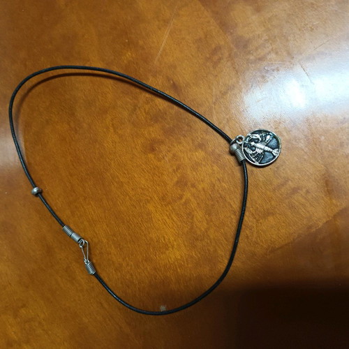 Scorpio necklace used, black and silver
