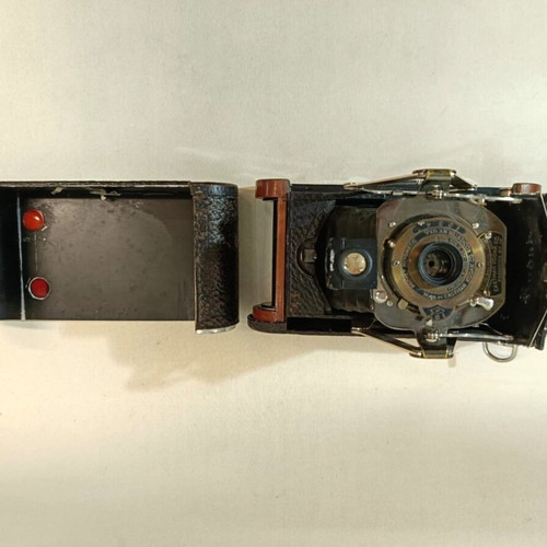 Folding pocket Kodak No 1 Model E folding camera used