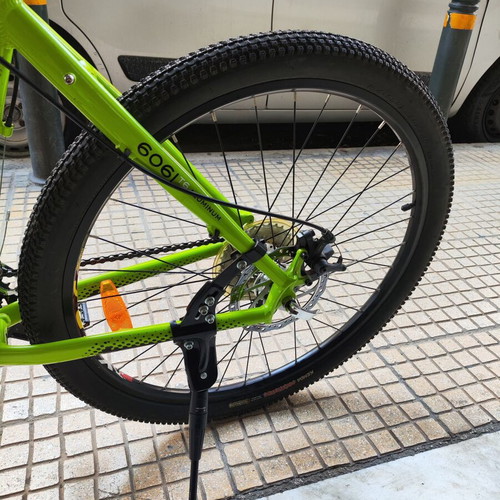 Mongoose Tyax Sport mountain bike, 26 inch, disc brakes