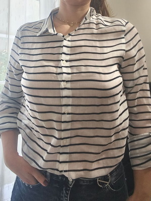 Stradivarius shirt like new, transparent, size S, black and white