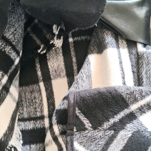 Checked black and white coat new wool and polyester size M Eu38