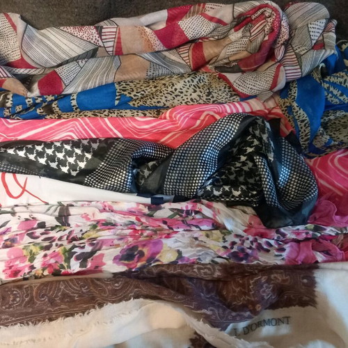 Used scarves pack of 7 and women's leather colorful bag