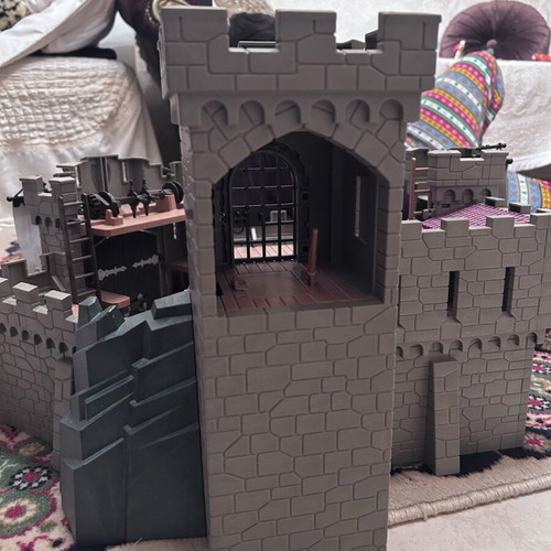 Playmobil 4866 Falcon Castle like new