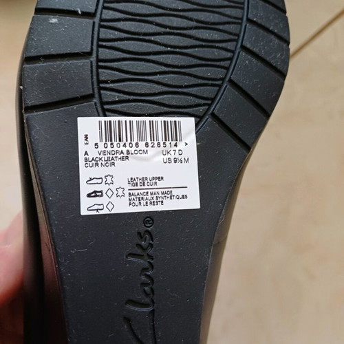 Clarks pumps size 41 new, genuine leather black