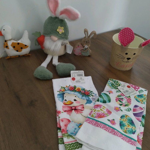 Easter decorations pack new with light-up bunny and handmade duck gift