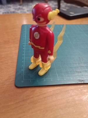 Φιγούρα The Flash από Maxi Kinder Surprise DC Playmobil
