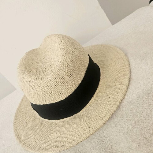 Hatley handmade hat new, beige, one size unisex