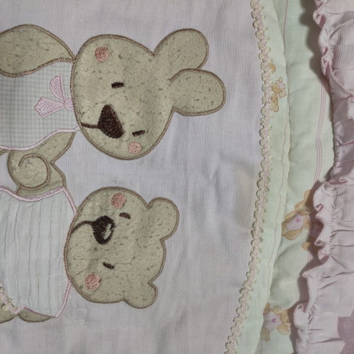 Crib blanket used, good condition