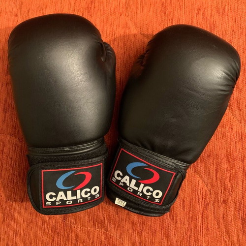 Calico Sports boxing set used with gloves, shin guards and wraps