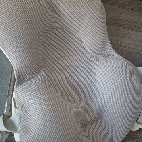 Cangaroo Baby Bath Pillow like new