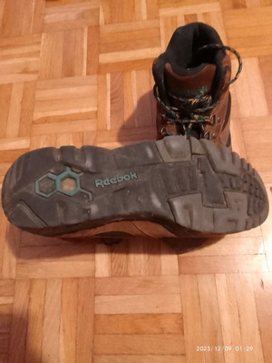 Ανδρικά μποτάκια Reebok μεταχειρισμένα
