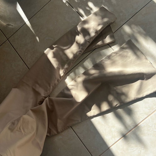 Toi&Moi beige bell-bottom pants used, Small