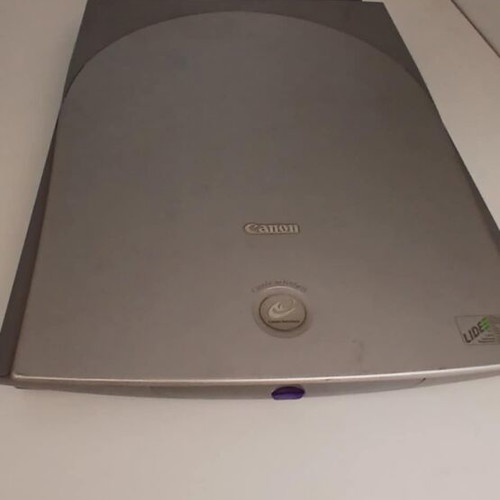CanonScan LiDE 30 scanner like new