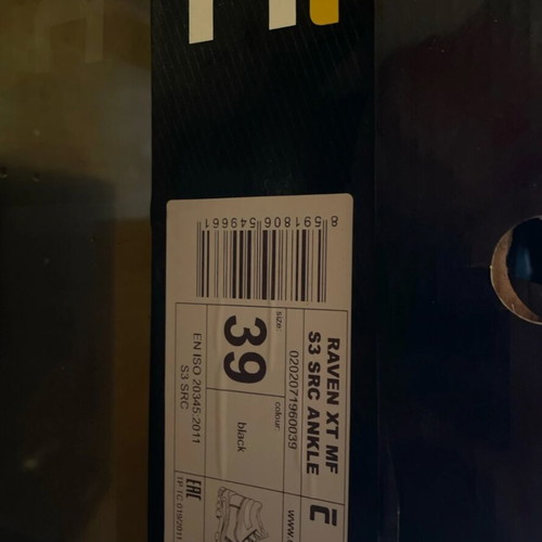 CERVA Raven XT S3 safety shoes size 39, new, black