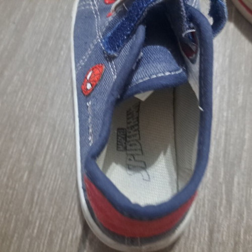 Spider Man shoes size 29 used, very good condition