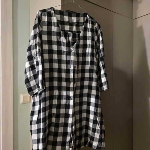 Zara checked dress like new, buttons down, size L