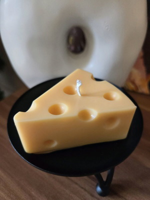 Kashkavalche candle custom made from soy wax