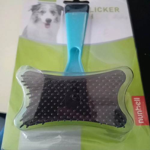 Dog brush like new