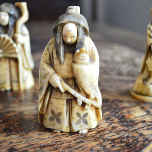 Okimono figurines Meiji period Japan, set of three, like new