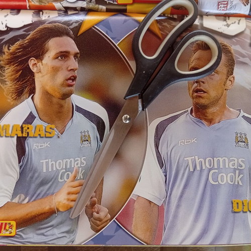 Match Football Magazine issue 8-14/8/2006 like new with Arsenal poster