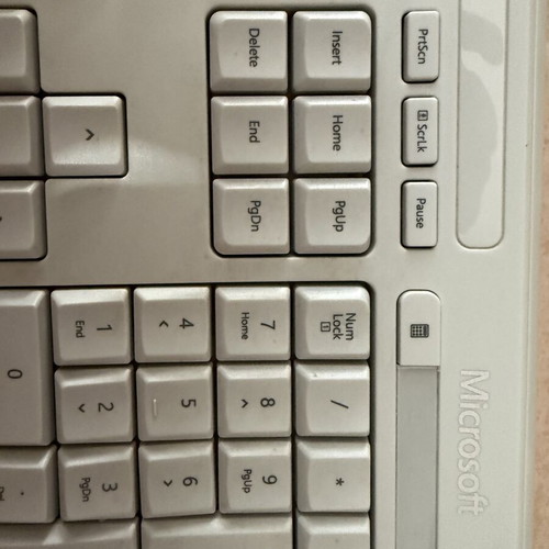 Microsoft wired keyboard used