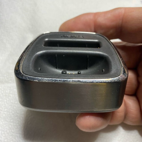 Nokia DT-8 charging dock used for Nokia-8800 SIROCCO silver