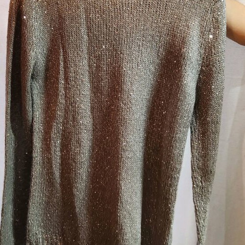 Long-sleeve gray wool blouse with sequins like new, size S