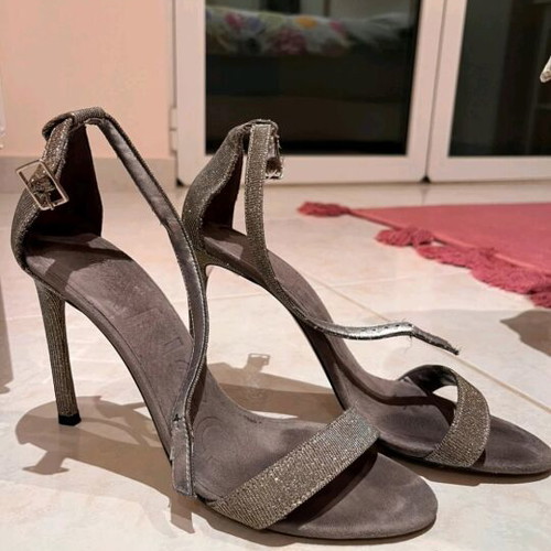 Mango gray sandals like new, size 41
