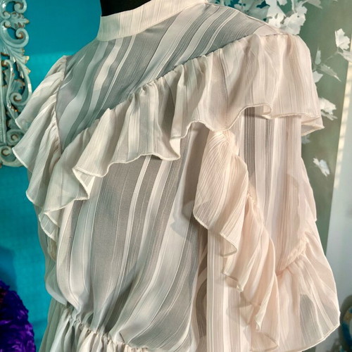 Vero Moda semi-transparent blouse with ruffles, size M, like new
