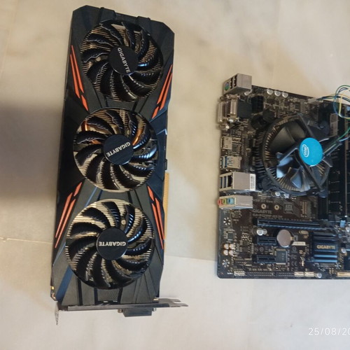 Gtx 1070 graphics card with i7 7700 CPU, 16GB DDR4 RAM, Gigabyte motherboard
