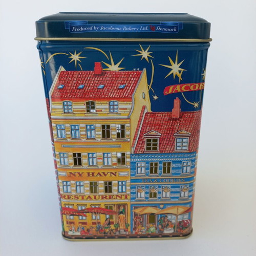 Collectible metal Christmas box candle holder like new