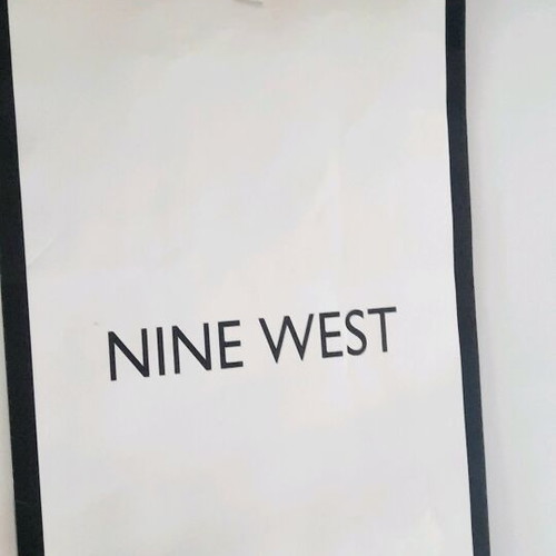 Nine West collectible paper bag red 60x20 authentic new