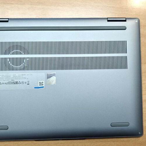 Lenovo IdeaPad 5 2-in-1 14Q8X9 14" OLED 1TB 16GB Touch Screen like new