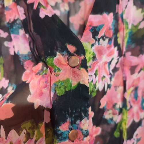 Vero Moda floral blouse sleeveless used, size Small