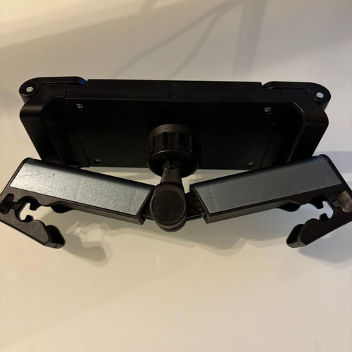 Mobile and tablet holder for car back seat like new, 7-12.9 inches