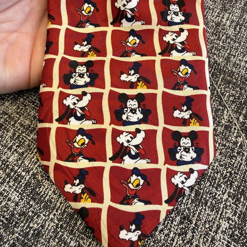 Gold City Disney vintage silk tie red used