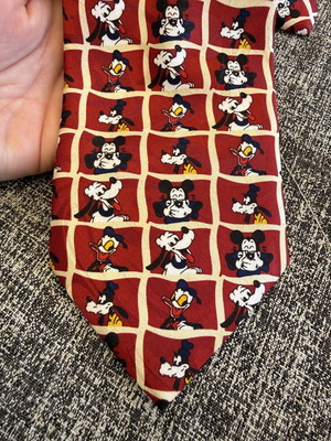 Gold City Disney vintage silk tie red used