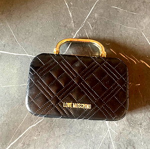 Τσάντα love moschino