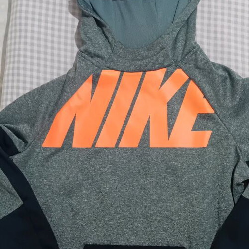 Nike dri fit hoodie for boys XL like new