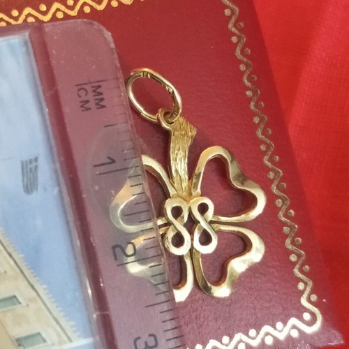 Lalaounis 750 gold vintage pendant