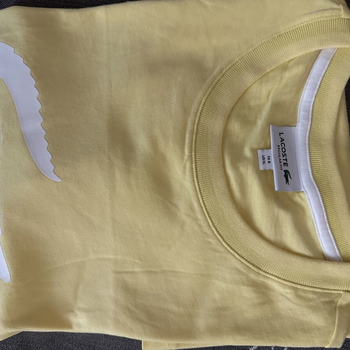 Lacoste t-shirt XL, yellow