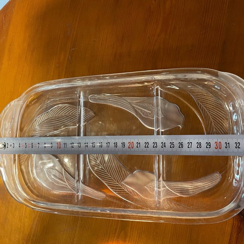 Glass serving platter for nuts with carved leaf designs, like new