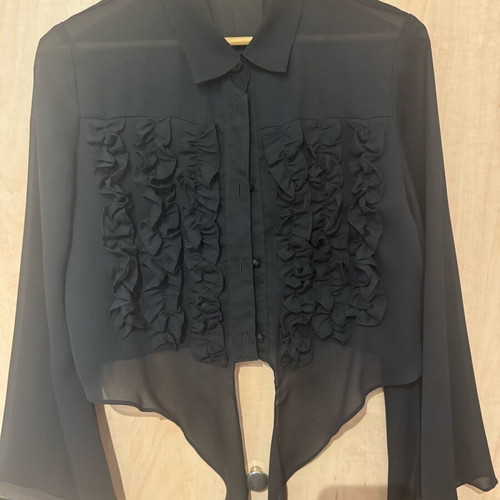 Women's black shirt like new